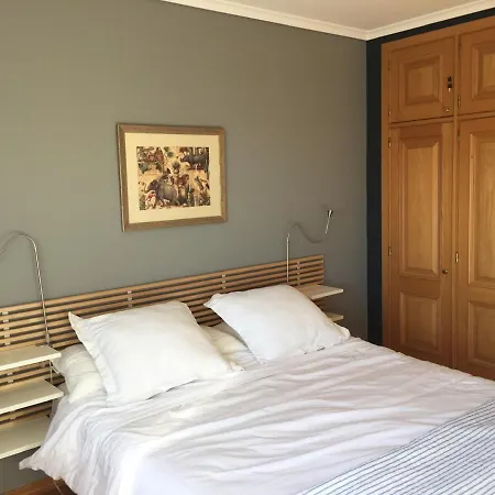 Gorgeous View, Charming, Most Beautiful Balconie To Watch The Sunset Appartement Cascais